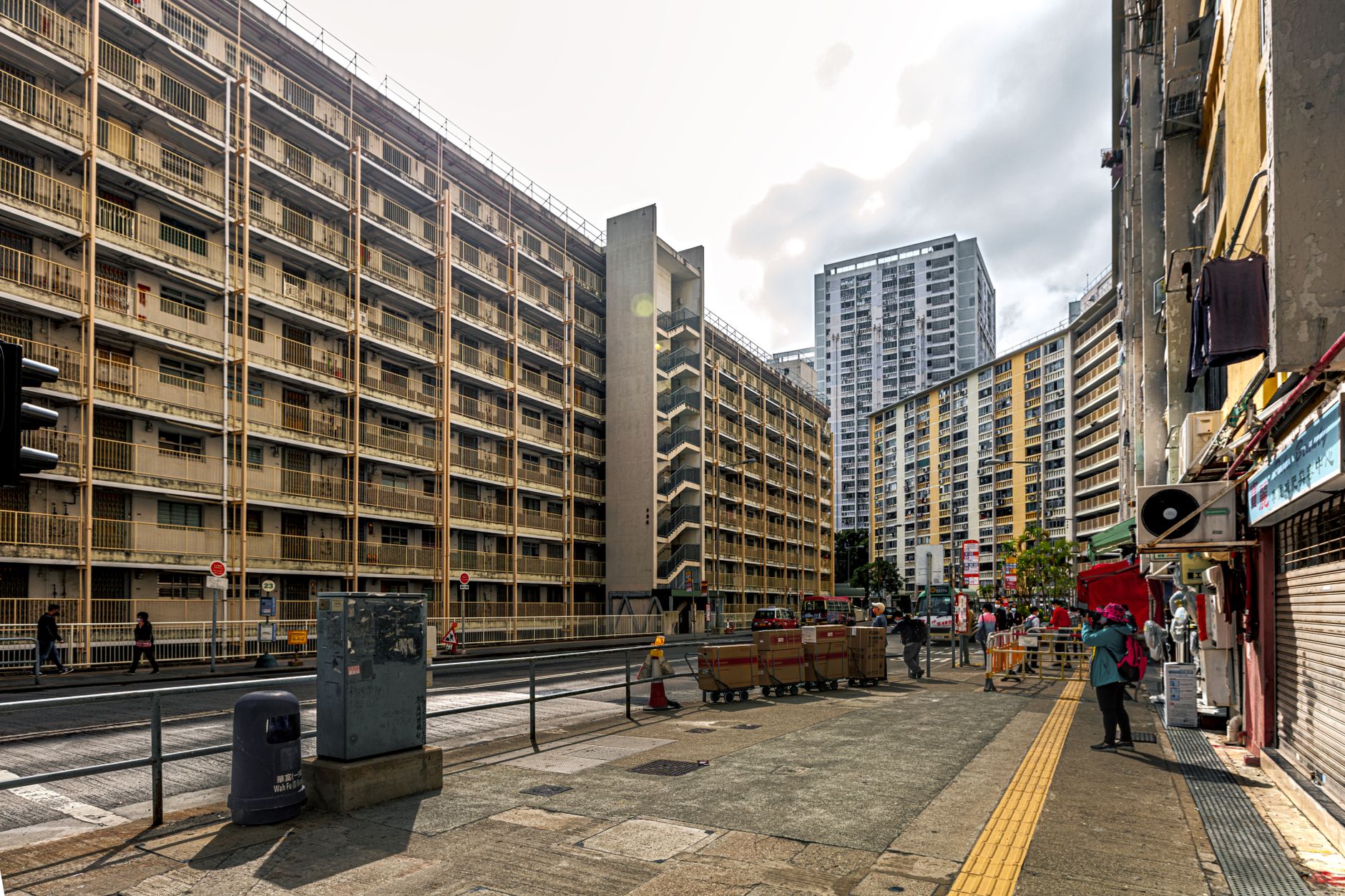 香港公屋与居屋有什么区别？拿到身份后能申请哪个