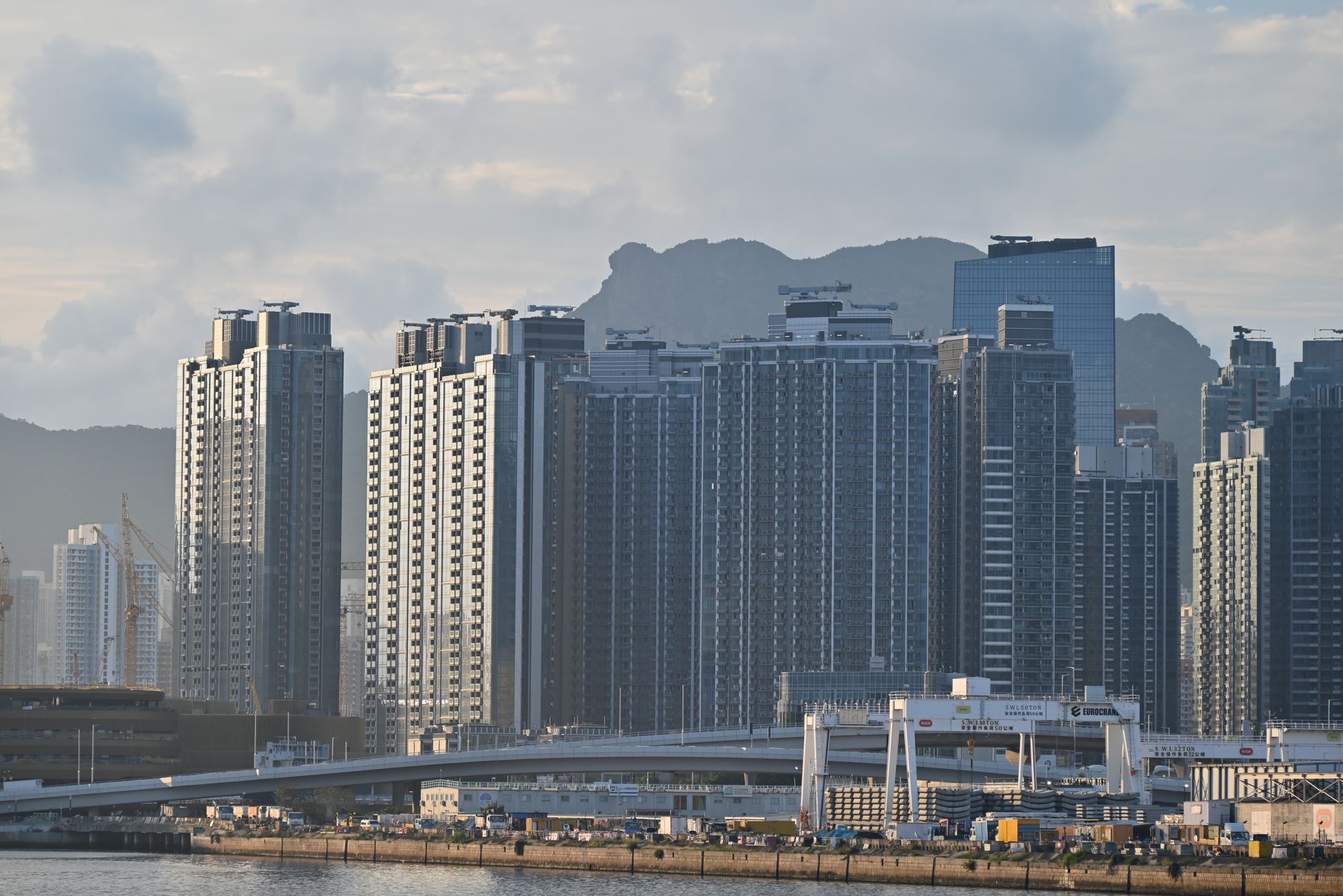 香港优才12项准则：50岁以上直接失格